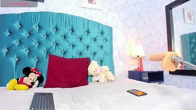 Snapshot of Elii_ross chatting on 11, 1, 2025 Elii ross online show from 11, 1, 2025