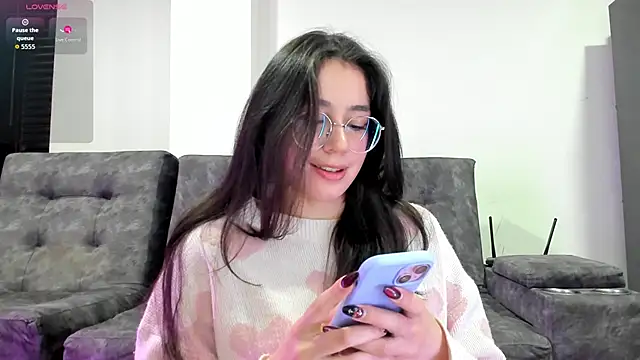 Snapshot of emmadiaz1 chatting on 26, 9, 2025 emmadiaz1 online show from 26, 9, 2025