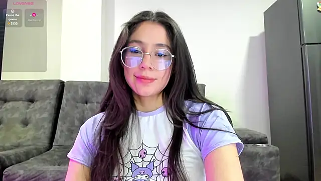 Snapshot of emmadiaz1 chatting on 29, 10, 2025 emmadiaz1 online show from 29, 10, 2025