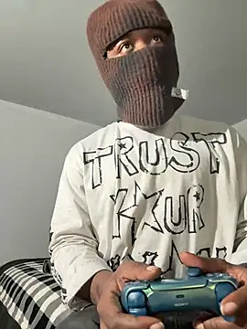 SluttyLyfe4L online show from 27, 3, 2026