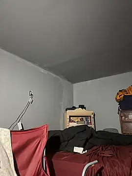 SluttyLyfe4L online show from 9, 5, 2026