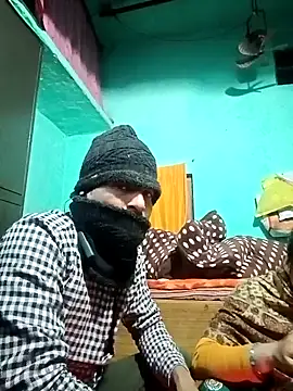 Snapshot of Lustyful_Couple chatting on 7, 1, 2025 Lustyful Couple online show from 7, 1, 2025