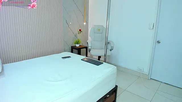 nathassa grant online show from 10, 2, 2025