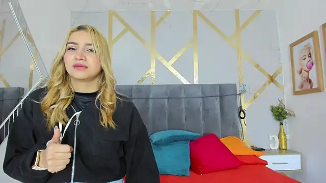 Caroliine Torres online show from 17, 1, 2026