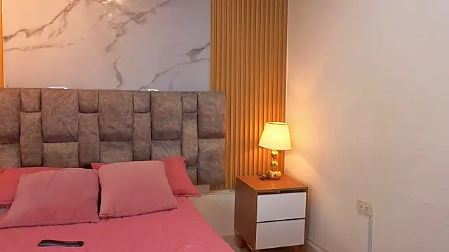 Khalifa fletcher online show from 10, 4, 2026