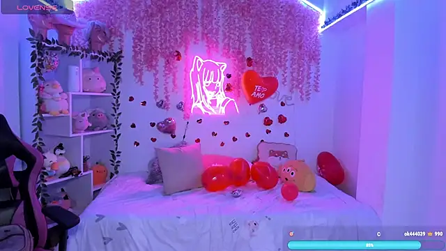 cat kitty18  online show from 18, 2, 2025