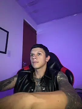 Snapshot of goodboy69l chatting on 20, 3, 2026 goodboy69l online show from 20, 3, 2026