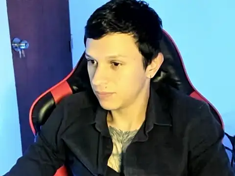 Snapshot of goodboy69l chatting on 30, 3, 2026 goodboy69l online show from 30, 3, 2026