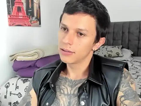 Snapshot of goodboy69l chatting on 11, 4, 2026 goodboy69l online show from 11, 4, 2026