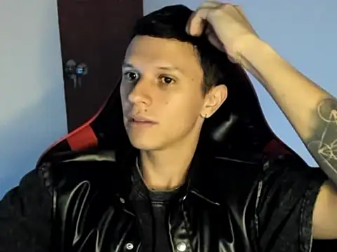 Snapshot of goodboy69l chatting on 15, 5, 2026 goodboy69l online show from 15, 5, 2026