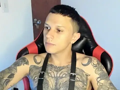 Snapshot of goodboy69l chatting on 27, 5, 2026 goodboy69l online show from 27, 5, 2026