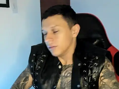 Snapshot of goodboy69l chatting on 10, 6, 2026 goodboy69l online show from 10, 6, 2026