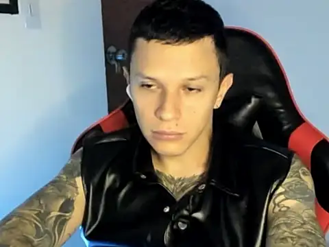 Snapshot of goodboy69l chatting on 14, 6, 2026 goodboy69l online show from 14, 6, 2026