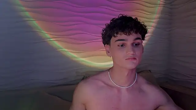 adam 21cm   online show from 20, 2, 2025