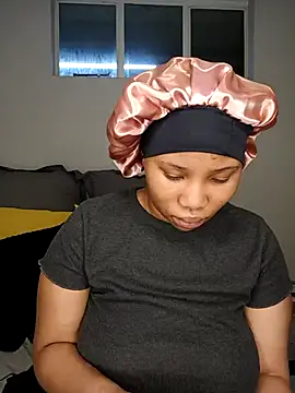 DrippinCaramelCutie online show from 26, 11, 2025