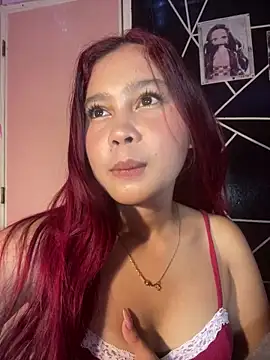 Snapshot of ursweet_babygirl chatting on 29, 5, 2026 ursweet babygirl online show from 29, 5, 2026