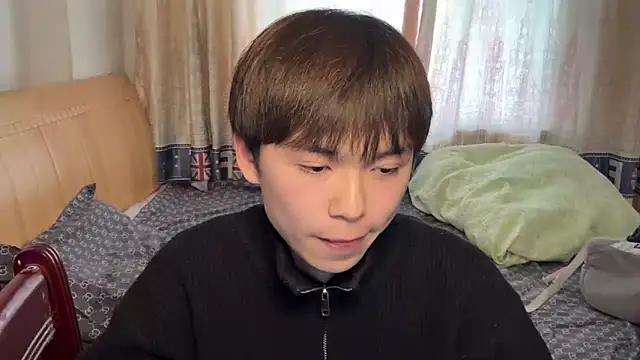 Snapshot of xiaottt1918 chatting on 6, 1, 2025 xiaottt1918 online show from 6, 1, 2025