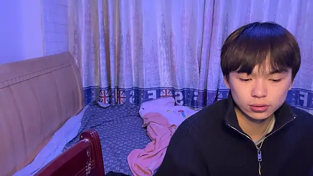 Snapshot of xiaottt1918 chatting on 7, 1, 2025 xiaottt1918 online show from 7, 1, 2025