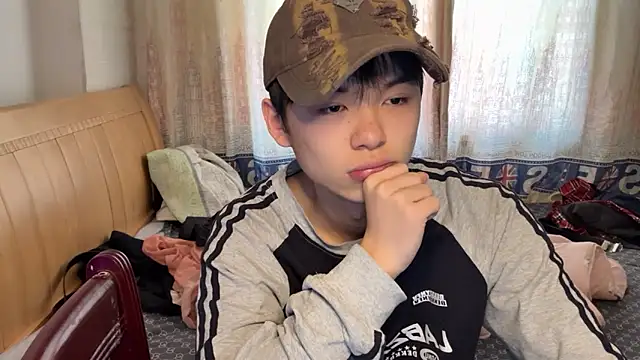 Snapshot of xiaottt1918 chatting on 10, 1, 2025 xiaottt1918 online show from 10, 1, 2025