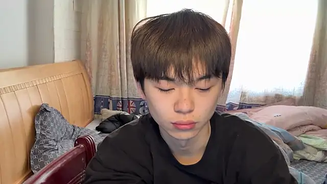 Snapshot of xiaottt1918 chatting on 13, 1, 2025 xiaottt1918 online show from 13, 1, 2025