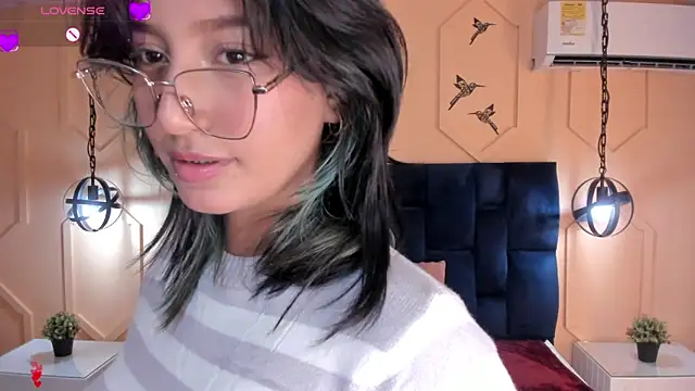 Yazmin rouse online show from 12, 12, 2024