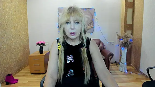 Anna Diax online show from 12, 2, 2026