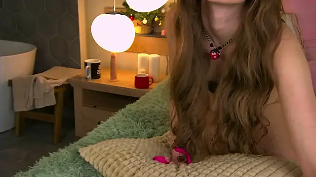 Snapshot of AshleyDouglas chatting on 30, 12, 2024 AshleyDouglas online show from 30, 12, 2024