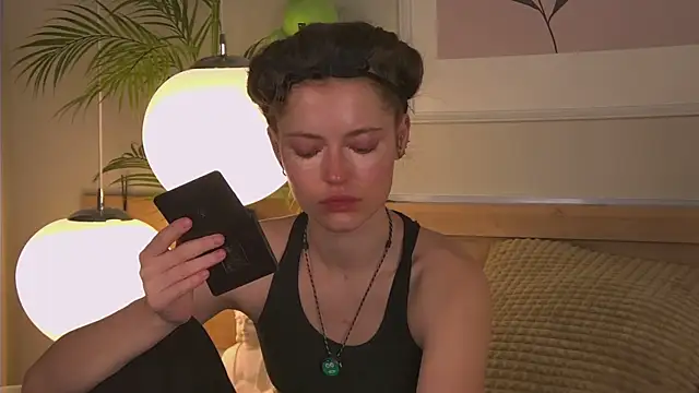 Snapshot of AshleyDouglas chatting on 23, 1, 2025 AshleyDouglas online show from 23, 1, 2025