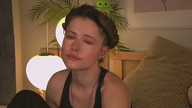 Snapshot of AshleyDouglas chatting on 25, 1, 2025 AshleyDouglas online show from 25, 1, 2025