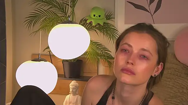 Snapshot of AshleyDouglas chatting on 28, 1, 2025 AshleyDouglas online show from 28, 1, 2025