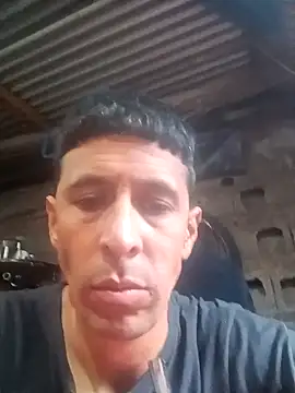 Snapshot of ElBati492 chatting on 29, 10, 2025 ElBati492 online show from 29, 10, 2025