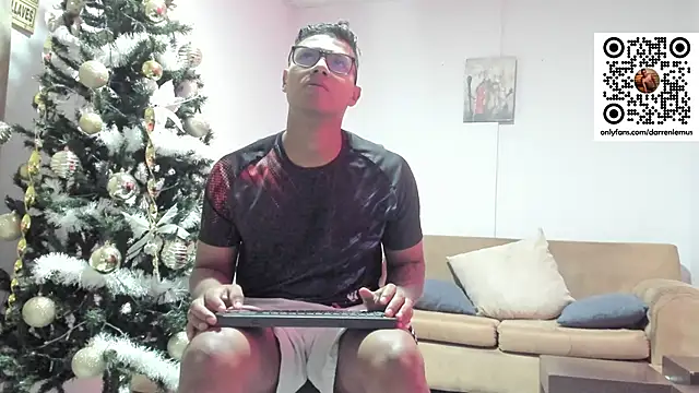 Darren hot2 online show from 4, 1, 2025