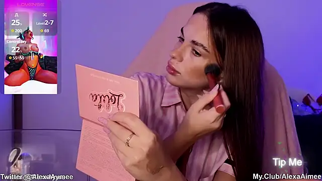 Snapshot of AlexaAimee chatting on 9, 10, 2025 AlexaAimee online show from 9, 10, 2025