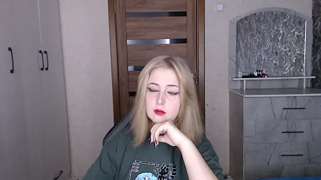 Kristy-Max online show from 5, 1, 2026