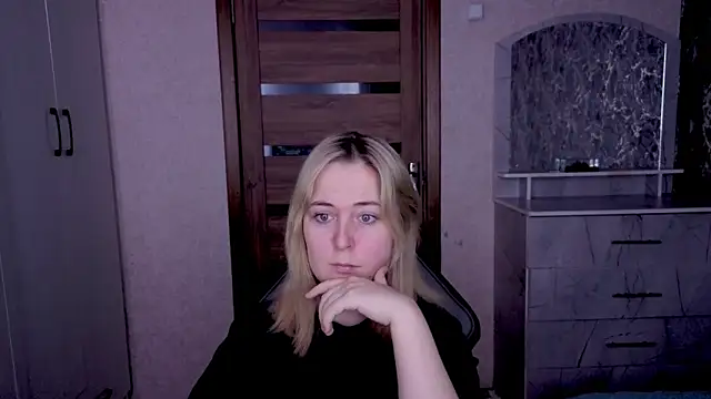 Kristy-Max online show from 23, 2, 2026