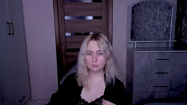 Kristy-Max online show from 28, 4, 2026