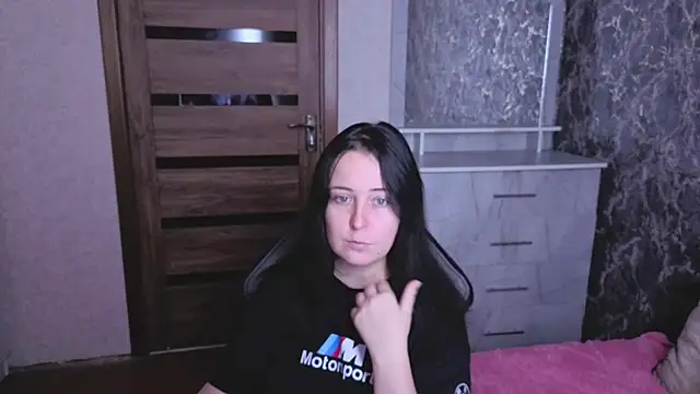 Kristy-Max online show from 3, 8, 2026
