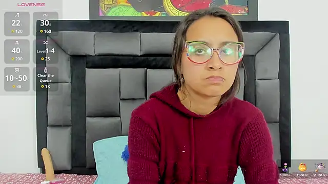 tatiana valencia online show from 3, 1, 2025