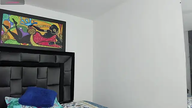 tatiana valencia online show from 15, 1, 2025