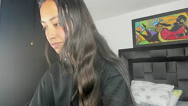 tatiana valencia online show from 11, 2, 2025