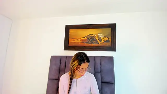 tatiana valencia online show from 7, 6, 2026