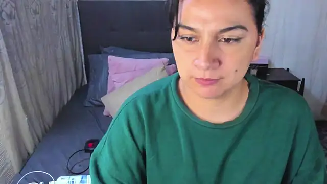 Snapshot of Judychase2 chatting on 25, 12, 2024 Judychase2 online show from 25, 12, 2024