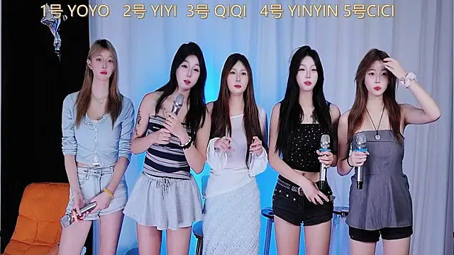 Snapshot of love_18_ chatting on 17, 9, 2025 love 18 online show from 17, 9, 2025