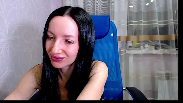 Snapshot of RailyMellow chatting on 22, 2, 2025 RailyMellow online show from 22, 2, 2025