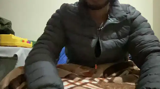 Snapshot of aesthetic_rohanxxx chatting on 20, 12, 2024 aesthetic rohanxxx online show from 20, 12, 2024