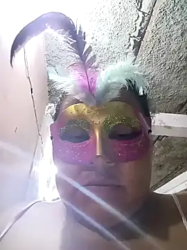 Snapshot of Lucky-hot-girls chatting on 4, 11, 2025 Lucky-hot-girls online show from 4, 11, 2025