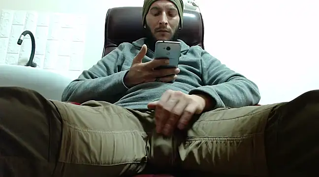 hardbigcock16 online show from 14, 12, 2024