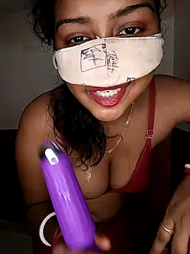 Snapshot of juhi06 chatting on 28, 5, 2026 juhi06 online show from 28, 5, 2026