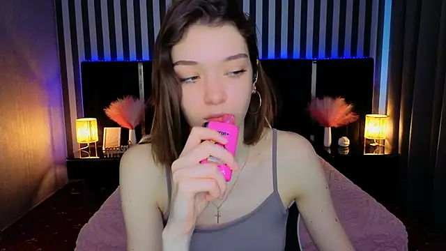 Snapshot of Cherry_Wipe chatting on 22, 7, 2026 Cherry Wipe online show from 22, 7, 2026