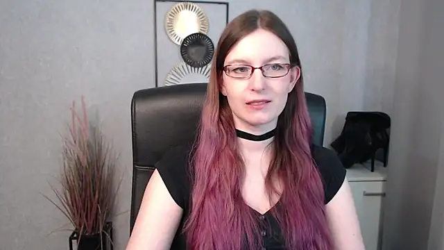 emmaxDelight online show from 21, 3, 2025